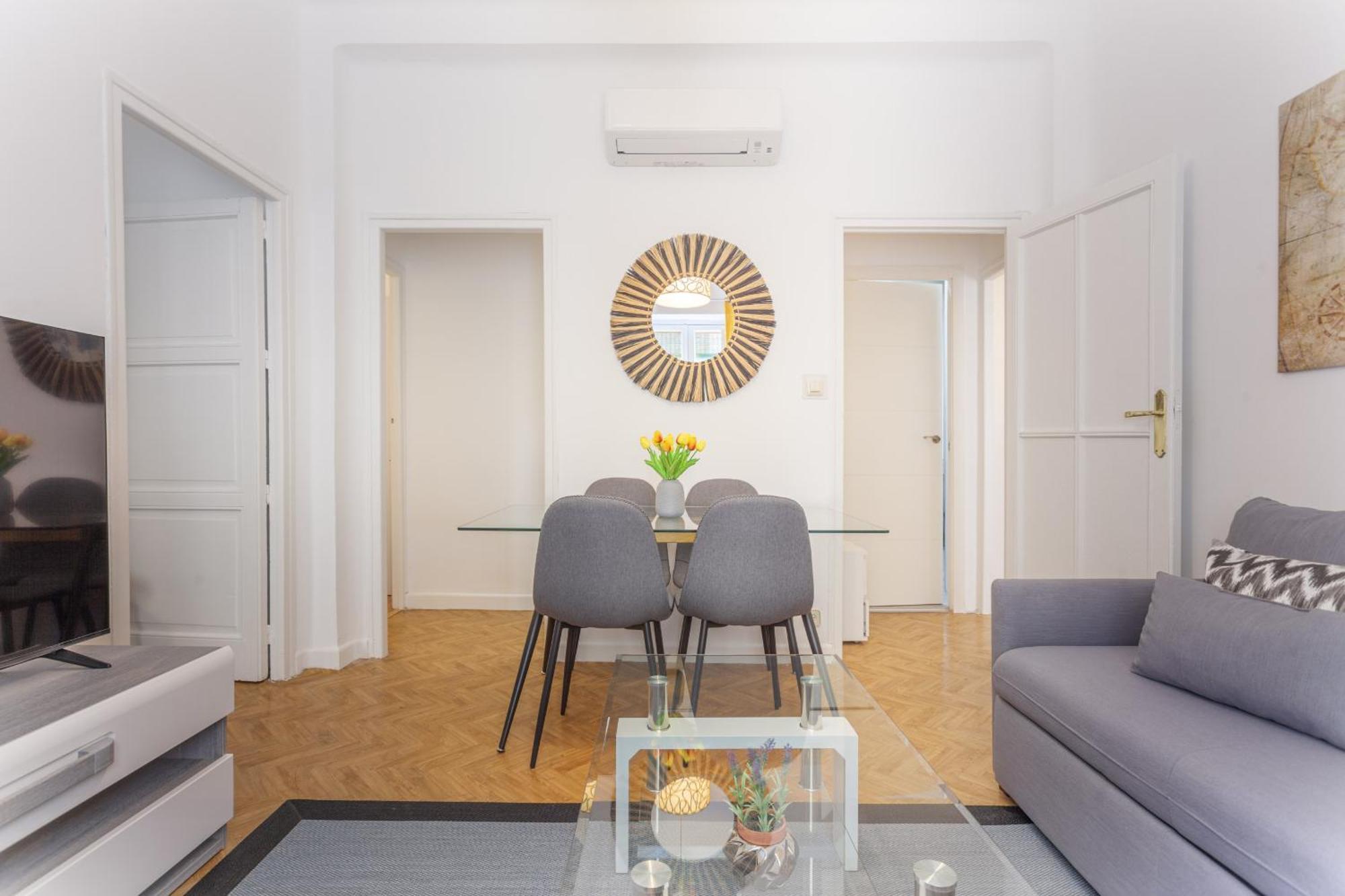 Artes Exclusive En Madrid Apartment Bagian luar foto